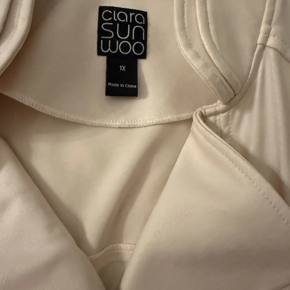 CLARA SUNWOO Cream Jacket - Picture 6 of 9